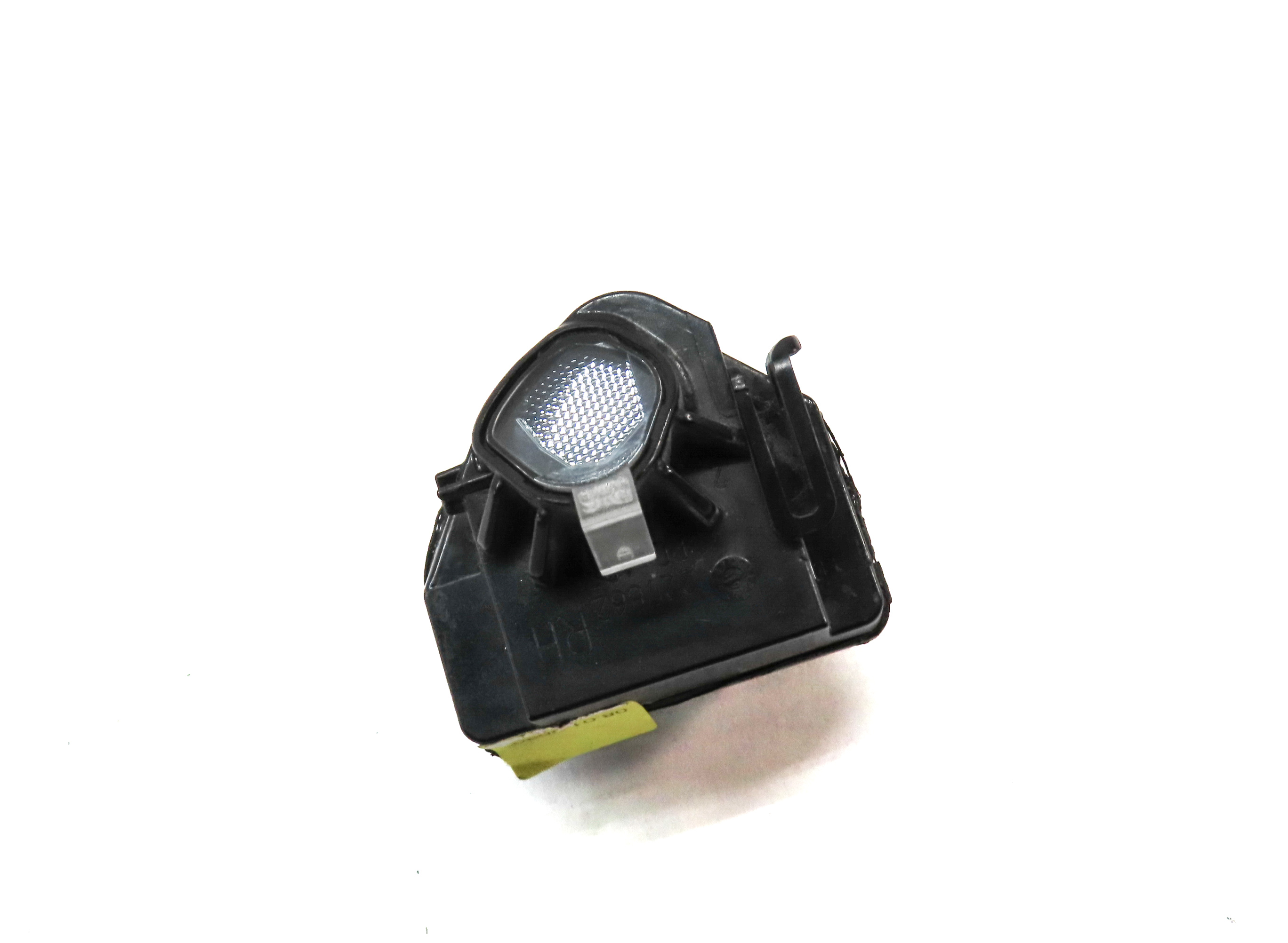 2020 BMW X3 (G01) FRONT RIGHT PASSENGER INTERIOR CARPET COURTESY LIGHT LAMP — exact item pictured